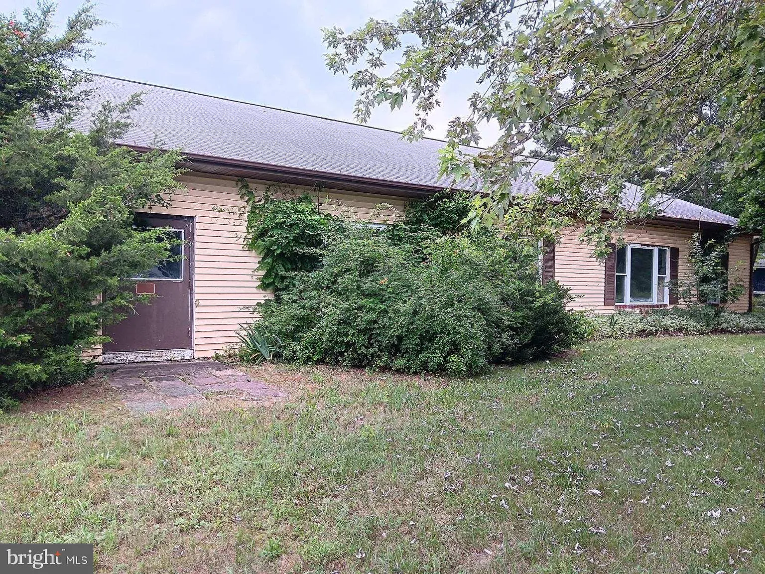 25548 Hill Rd photo 1