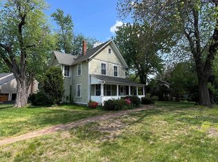 527 Beulah Rd NE, Vienna, VA 22180