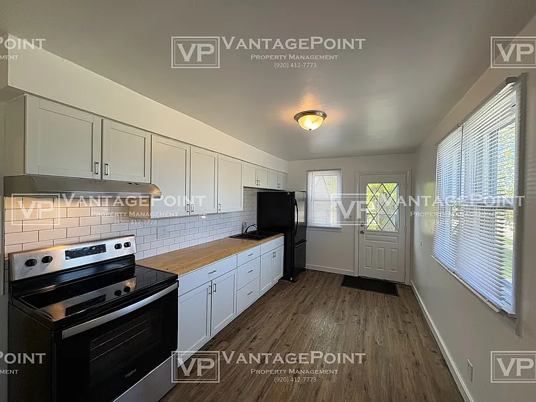 714 Buchholz St — Photo 2