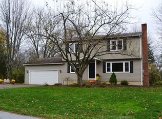 222 Juniper Rdg, Shelburne, VT 05482