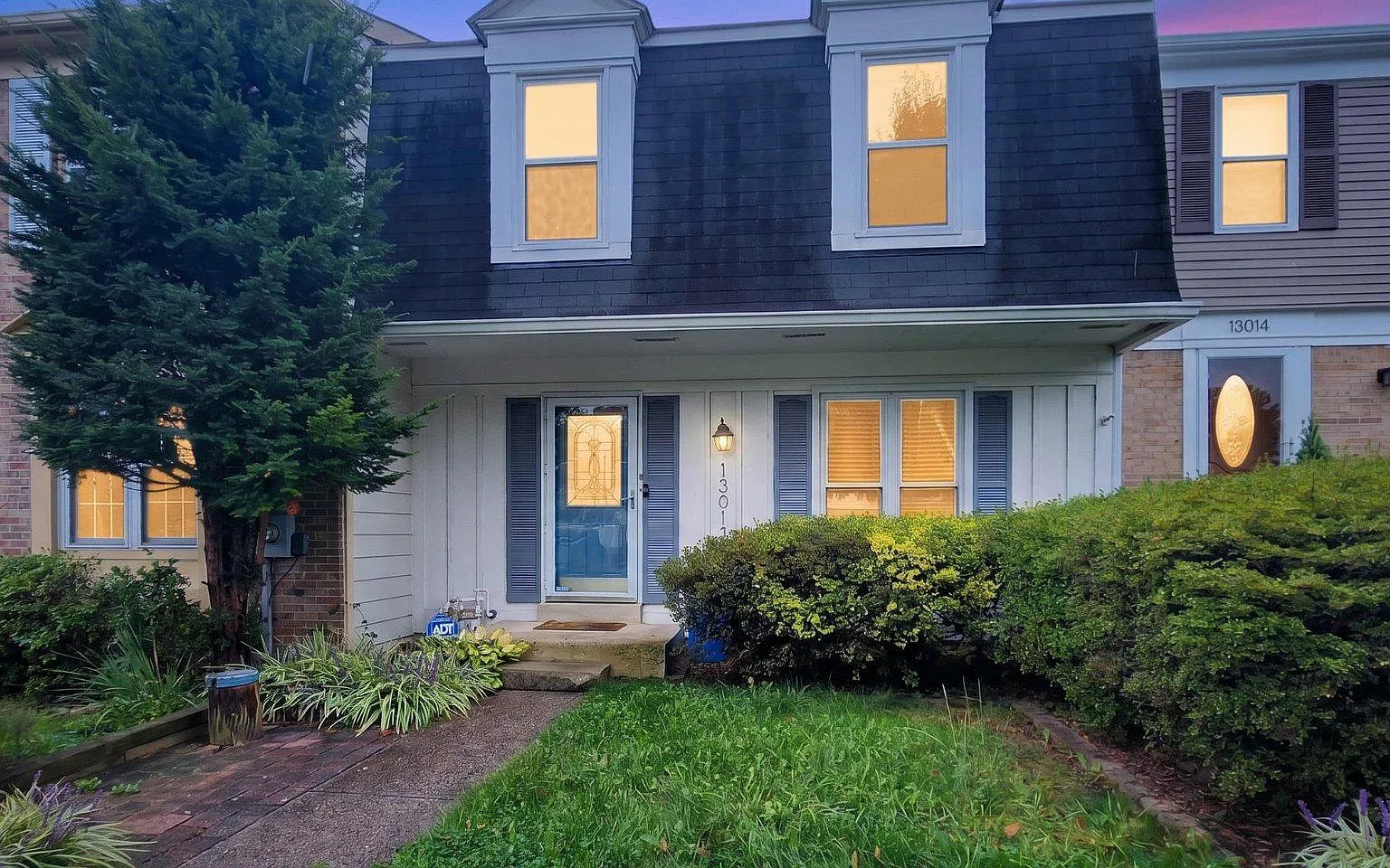 4 bed, 3.0 bath, 2038 sqft, $2,700 — Photo 1