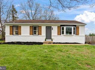 464 W Ridge Rd, Elizabethtown, PA 17022