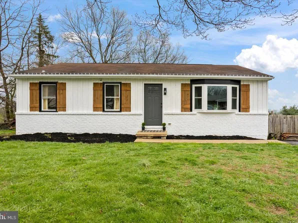 464 W Ridge Rd, Elizabethtown, PA 17022