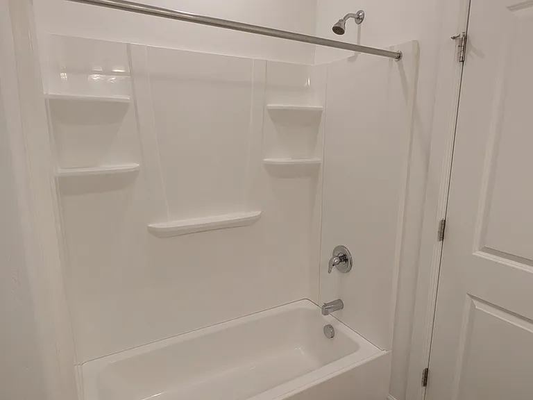 344 S 740 W #302 — Photo 11