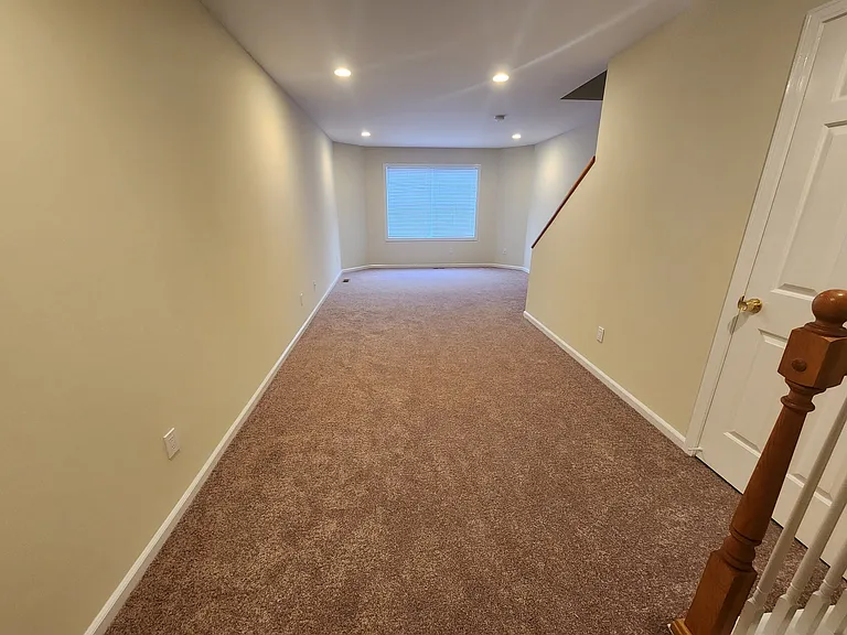 27 Van Buren Ave #B1 — Photo 3