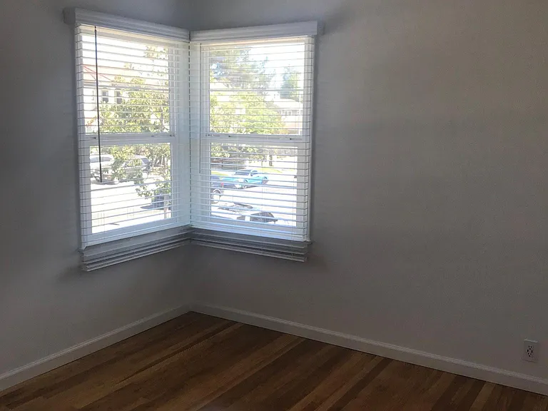1431 S Fairfax Ave #2 — Photo 21