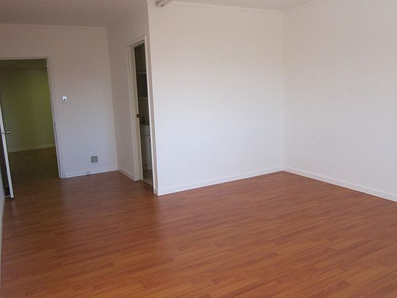 5th image of 1429 38th Ave