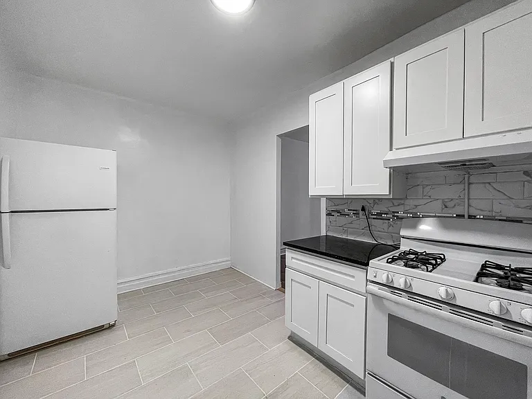 9506 4th Ave #2R — Photo 10