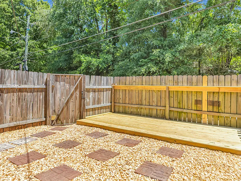 1701 Valley Ave #C — Photo 17