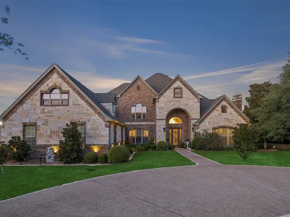 826 Cimmarron Bay Dr, Runaway Bay, TX 76426