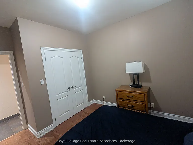 48 Mississauga Rd N #4 — Photo 10
