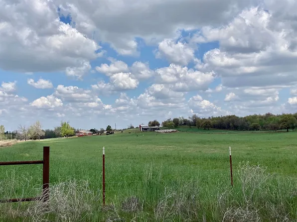 3677 Old Highway 81, Rush Springs, OK 73082