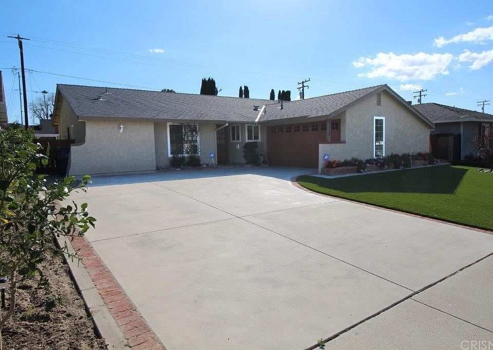 1st image of 20338 Fairweather St