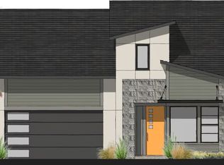 1042 Madrid Ave, Tulare, CA 93274