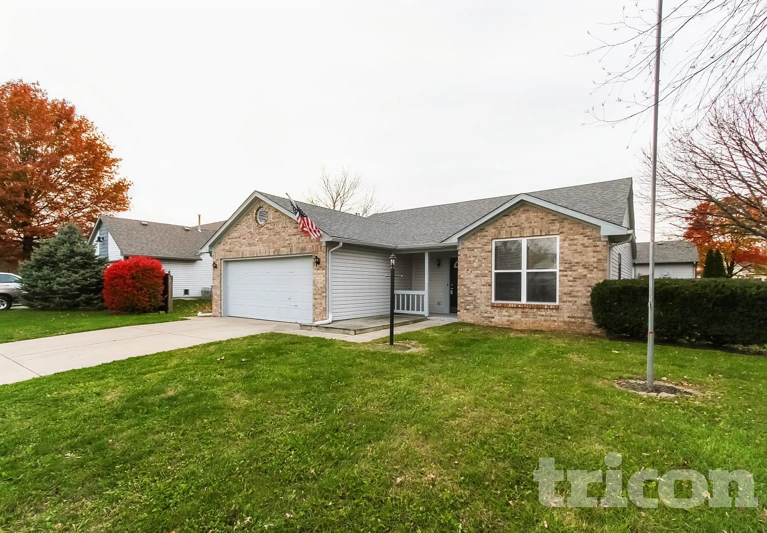 5706 Nodlehs Court Indianapolis IN — Photo 2