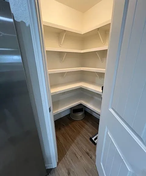 110 Midnight Sun Dr — Photo 8