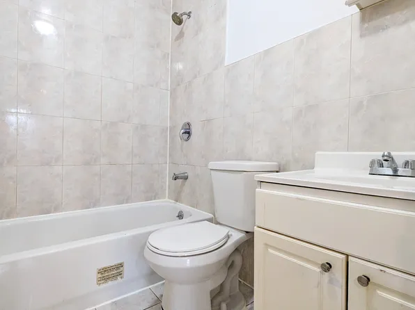 190 Malcolm X Boulevard image 7 of 14