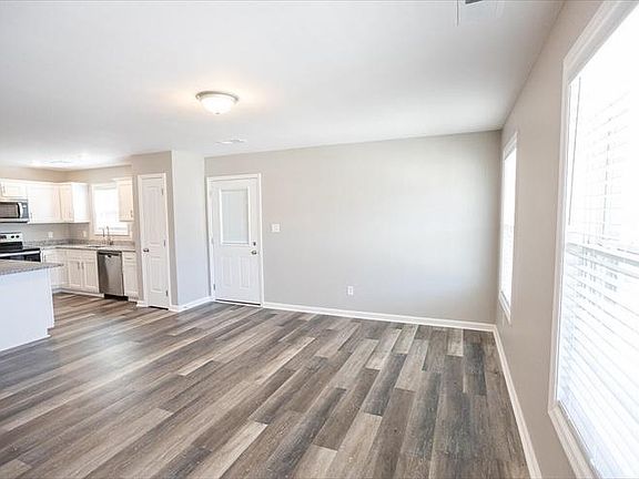 2nd image of 1086 Judah Bear Blvd