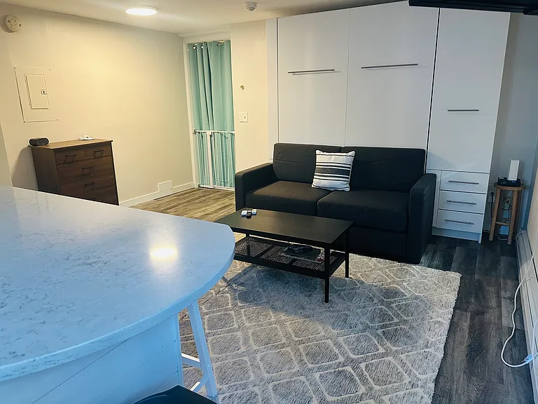20 Pine St #5 — Photo 5