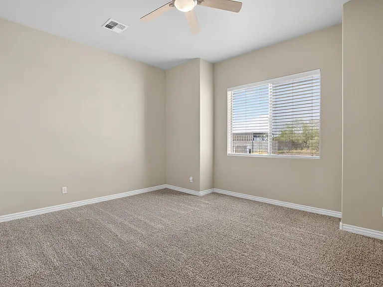 5317 E Lonesome Dove Trl — Photo 40