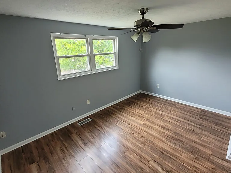 4502 Paxton Dr S — Photo 5