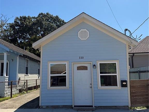 2nd image of 320 6th St