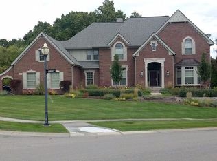 5150 Springdale Ct, Clarkston, MI 48348