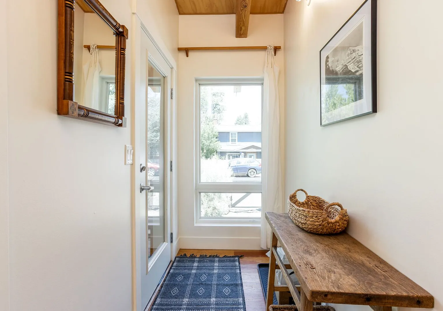 Furnished 2 Bed 2 Bath on Bend's Westside — Photo 3