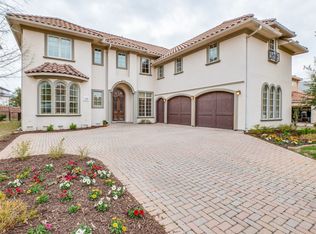 2118 Hogan Dr, Irving, TX 75038