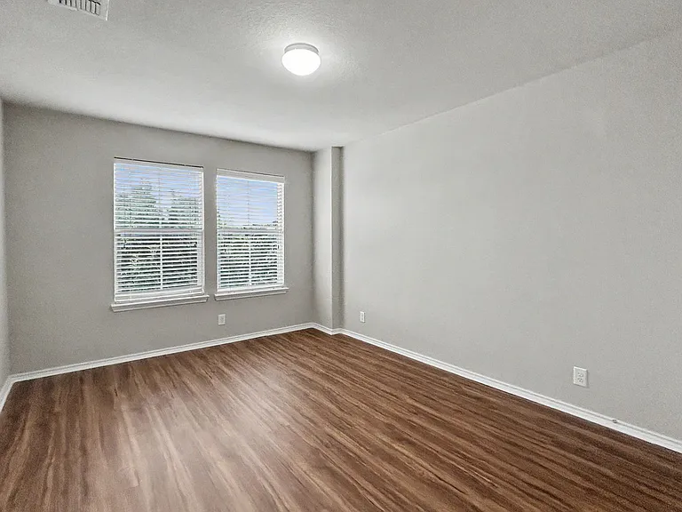 10406 Boland Bnd — Photo 24