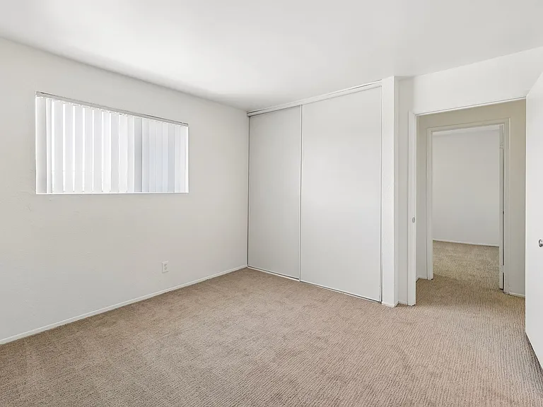 The Carlton Ridge Apartments — Photo 48