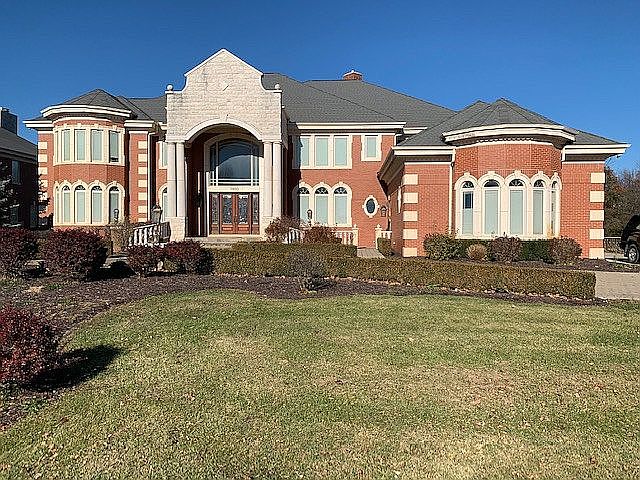 1st image of 7900 Oakley Park