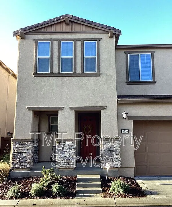 3759 Po River Way
