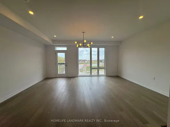 17 Bancroft Ln, Richmond Hill, ON L4E 1M1