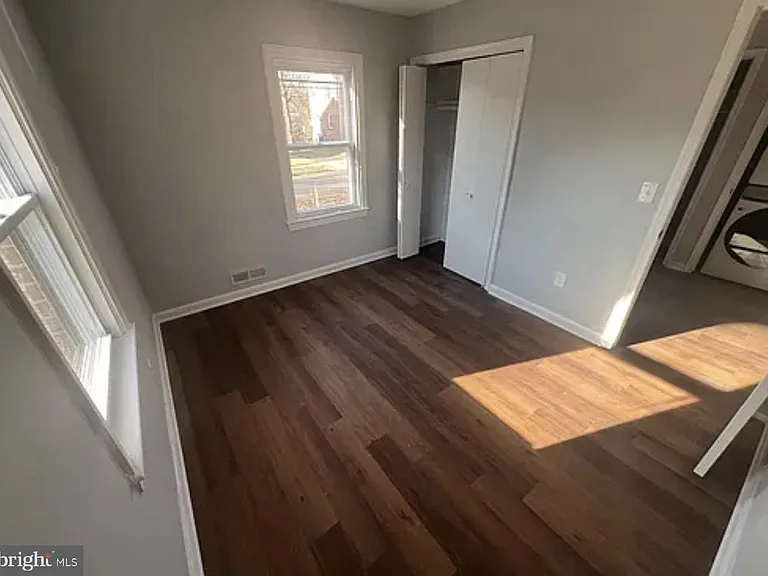 3516 Longfellow St #1 — Photo 8