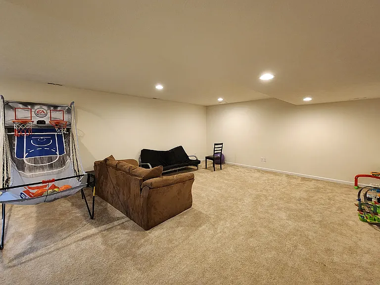 7014 Emerald Bay Ave NW — Photo 30