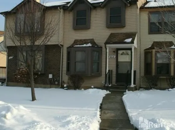 3016 Carly Ct #1, Auburn Hills, MI 48326