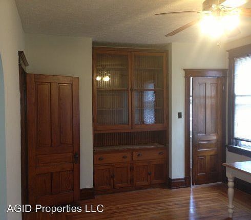 3rd image of 3924 Floral Ave