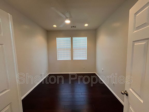 5th image of 21056 W Court St