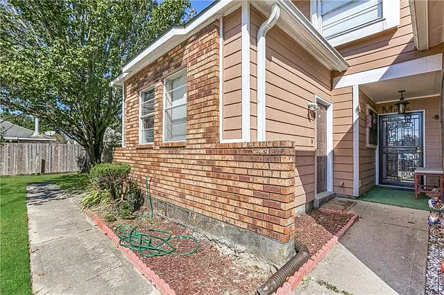 701 Fairfax Dr #199