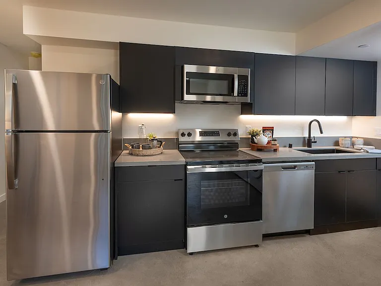 Modern Architect-Designed Apartments at El Domus A/C and In-Unit Laundry — Photo 12