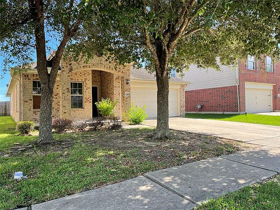 2nd image of 5426 Rio Dr