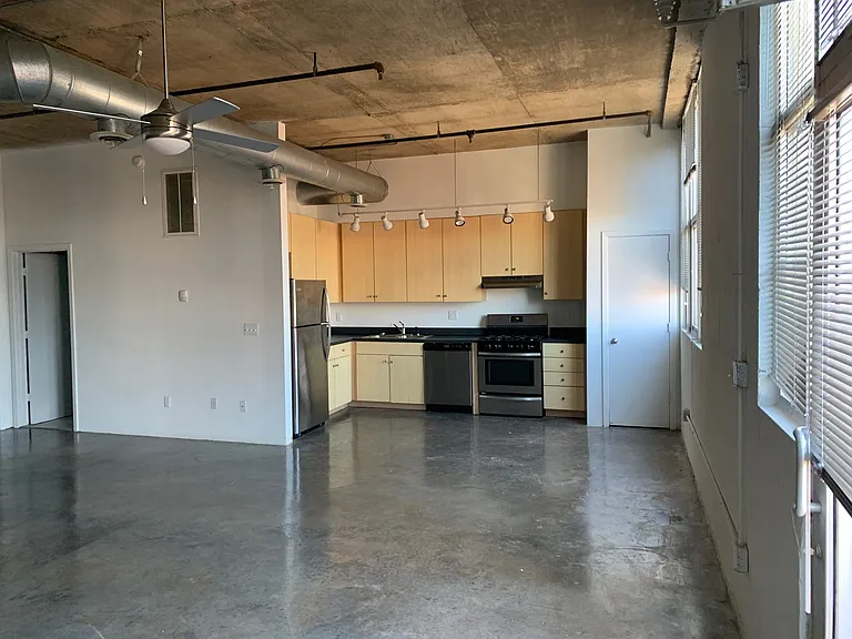 Ice House Lofts — Photo 51