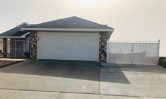 2nd image of 1651 Roger Bombach Dr