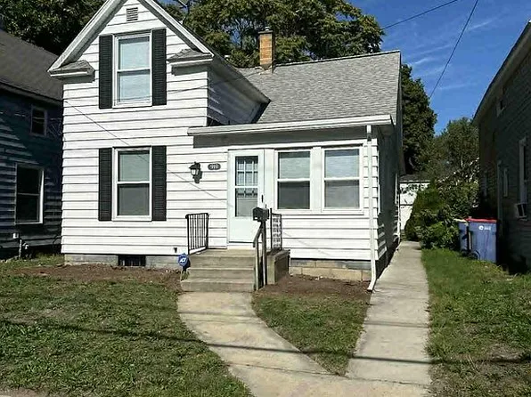 919 Courtney St NW, Grand Rapids, MI 49504