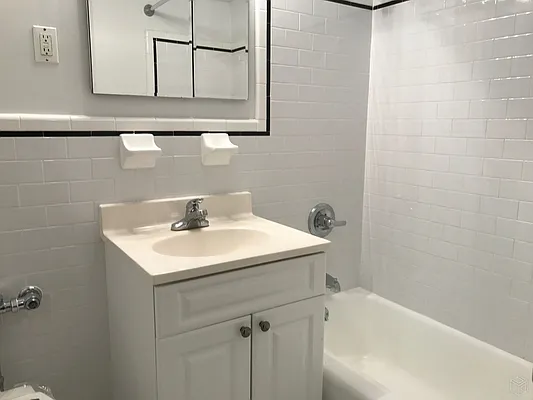 Rented by Halstead Real Estate | media 22