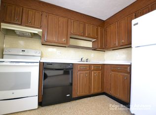5 General Greene Ave APT 6, Natick, MA 01760