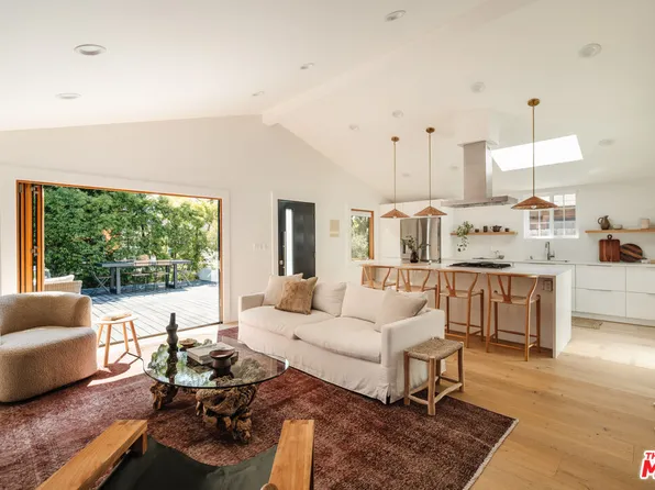 3636 Rosewood Ave, Los Angeles, CA 90066