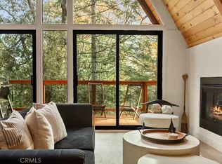 26664 Thunderbird Dr, Lake Arrowhead, CA 92352