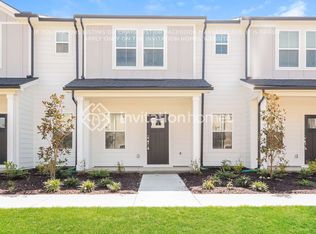 258 River Rock Dr, Lebanon, TN 37087